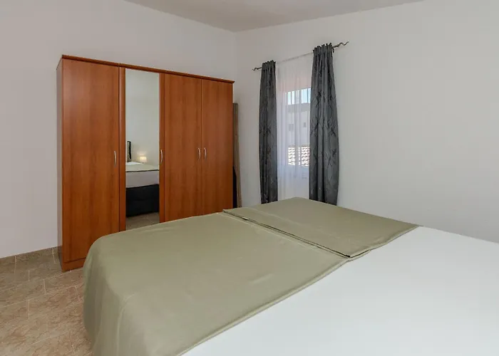 Apartman Tukara Vir