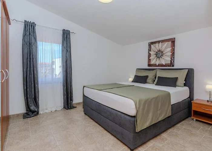 Apartman Tukara Vir
